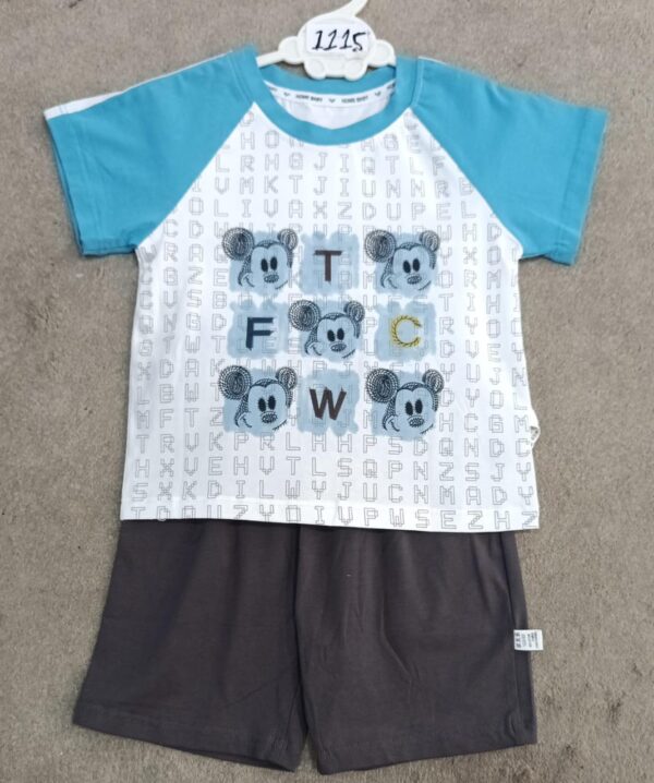 Boys Retro Graphic Tee & Camouflage Shorts Set – Grey & Army Green - Image 6